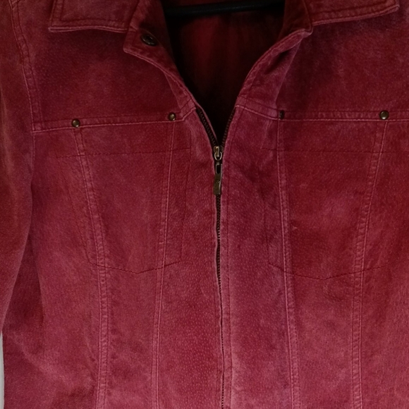 Vintage red suede leather jacket. - Picture 1 of 7
